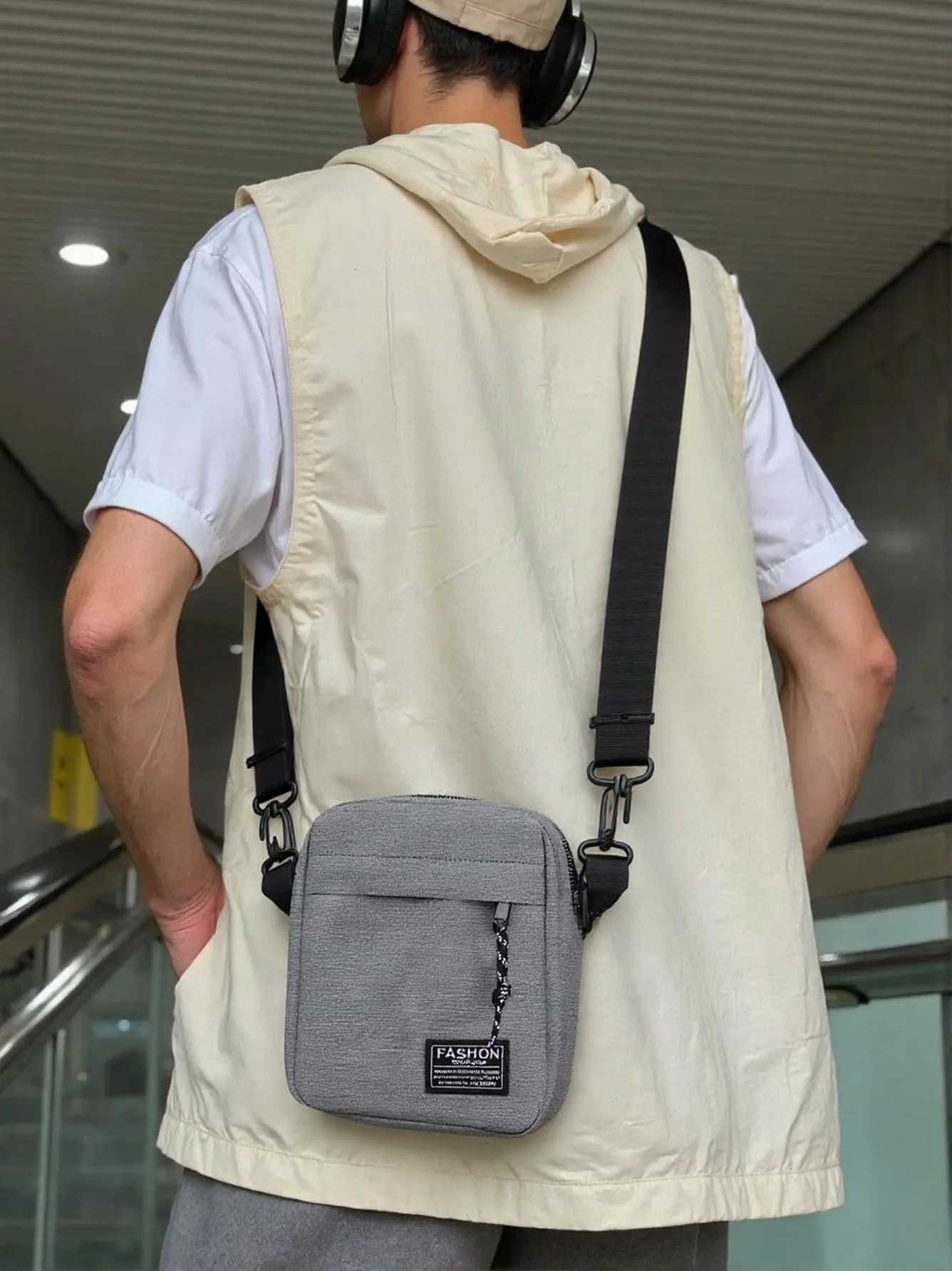 Mens bag made of nylon material with options for single shoulder or crossbody design suitable for daily use during school dT251007