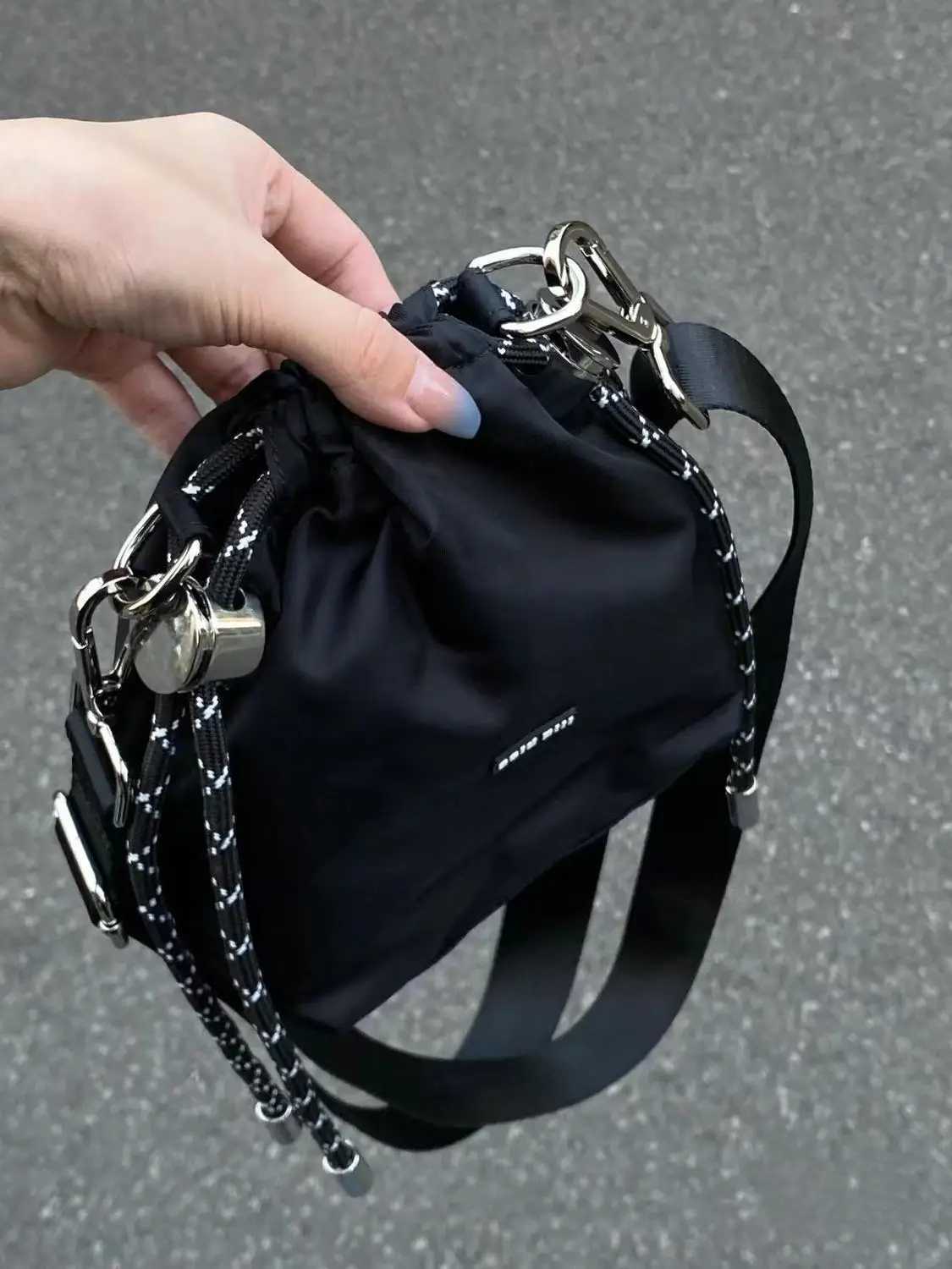 LEFTSIDE 2024 Spring Casual silk fabrics Design Women Handbags and Purses Trend Simple Fashion Black drawstring Crossbody BagsT251007