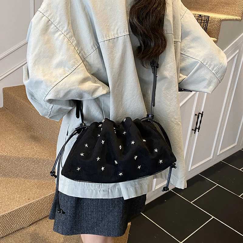 Designer LEFTSIDE Wen PU Leather Shoder Bag 2025 Winter Soft Crossbody Bag Luxury Designer Trend Fem Handbags and Purses Y251120