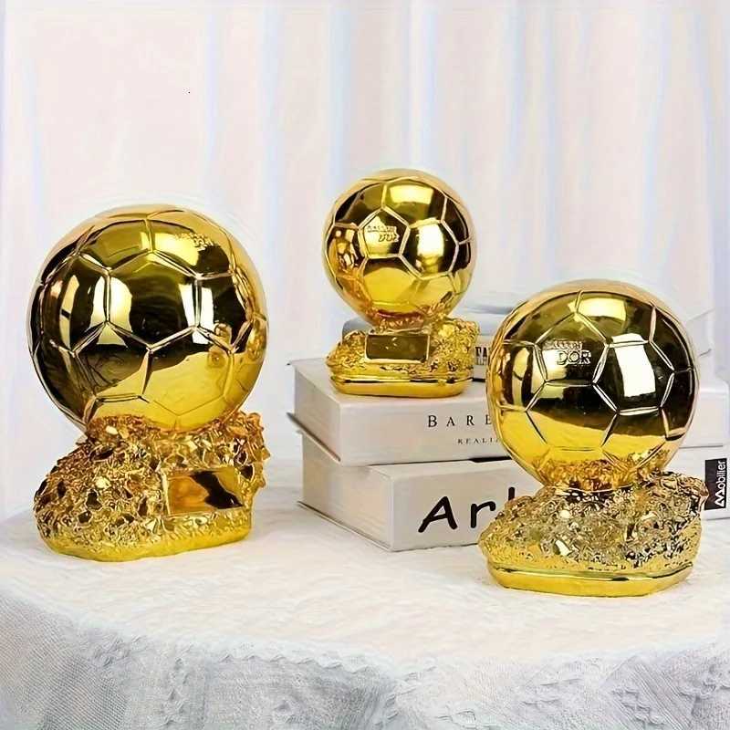 1pc Golden Soccer Trophy StatueIndoorOutdoorPerfect for ChristmasThanksgivingFatherS DayGraduation Grandparents Day Gifts Y251008