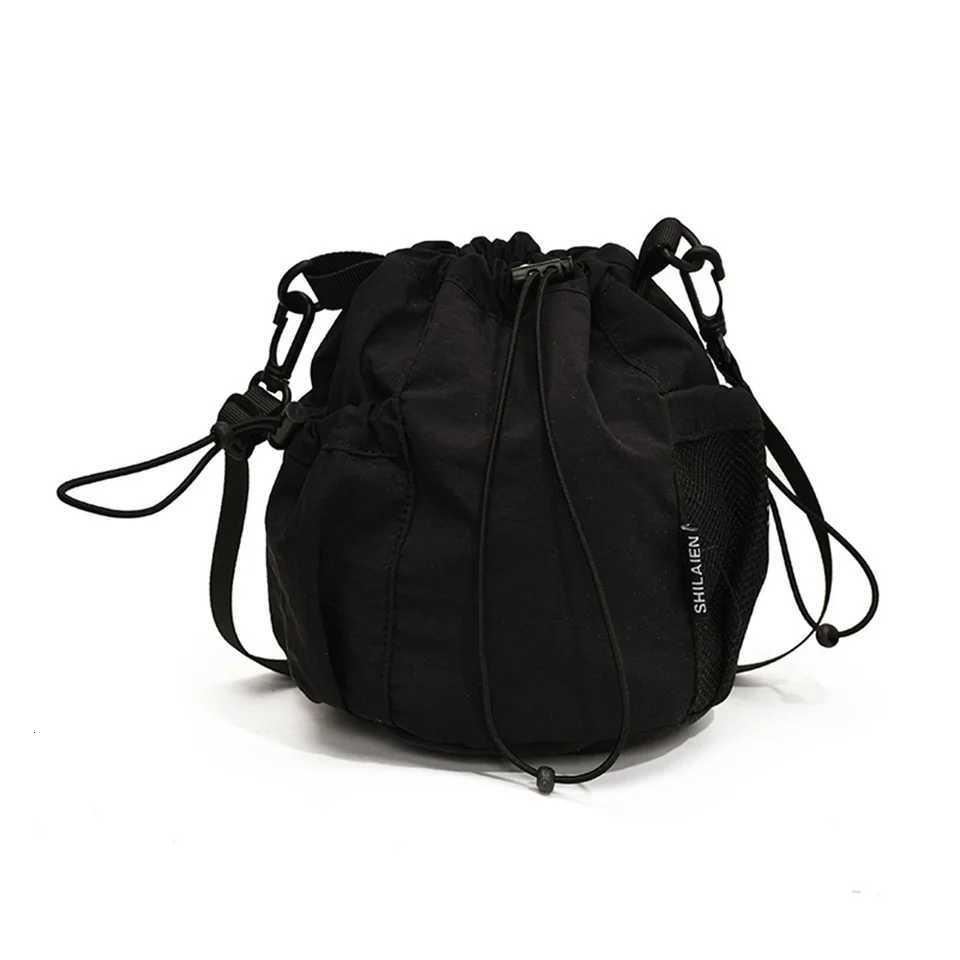 New Fashion Drawstring Shoulder Bag Nylon Bucket Crossbody Bags Women Men Travel Casual Large Capacity Waterproof Handbags 2025T251007