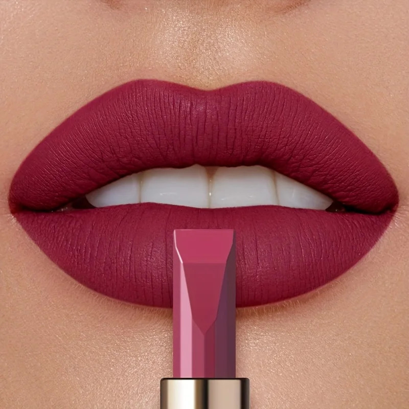 Matte silky velvet lipstick durable waterproof and sweat resistant suitable for daily makeup Valentines Day to send female 250930