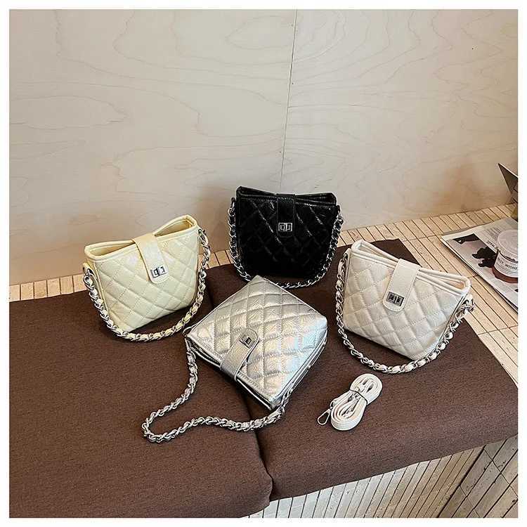 Designer e Shoder Messenger Bag Mtilayer Diamd Wens Bag New Bag Fiable Soft Leather Versatile Large Capacity Bag Y251120