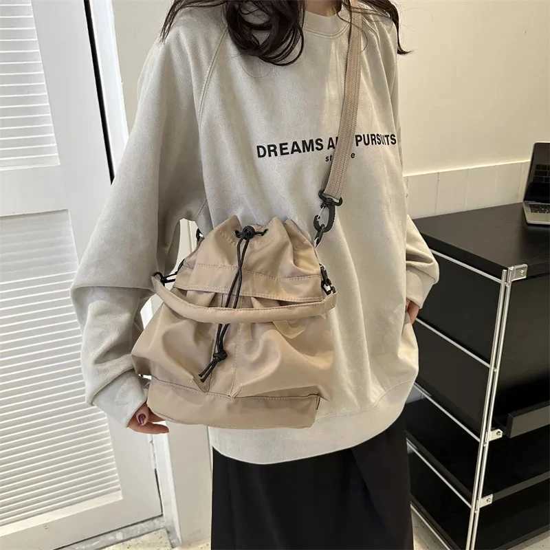 Women Tote Bag Shoulder Bag Nylon Waterproof Large Capacity Handbag Drawstring Crossbody BagT251007