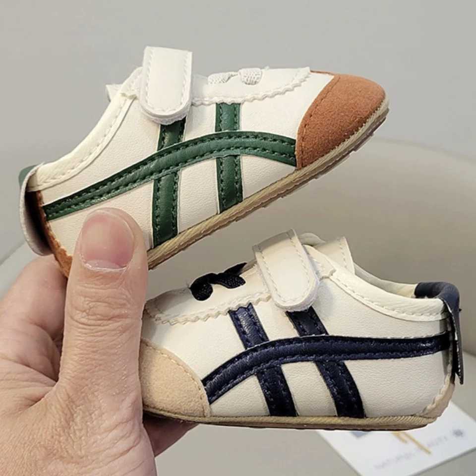 Childrens Sneakers Boys Girls Soft Sole Nonslip Casual Student Running Shoes Baby Kids School Sports Shoes Warm Cotton Shoes C251008