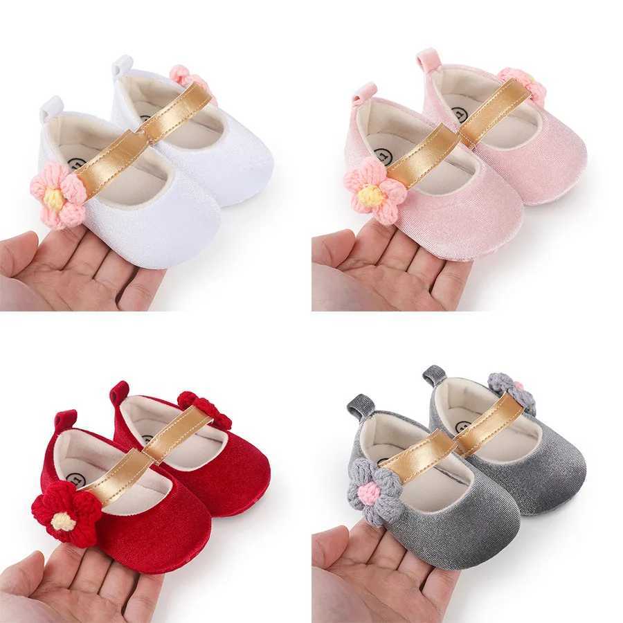 Baby Shoes Spring and Autumn Walking Shoes Soft Soled New Sunflower Front Shoes Cute Style Womens Baby Cloth Shoes C251008
