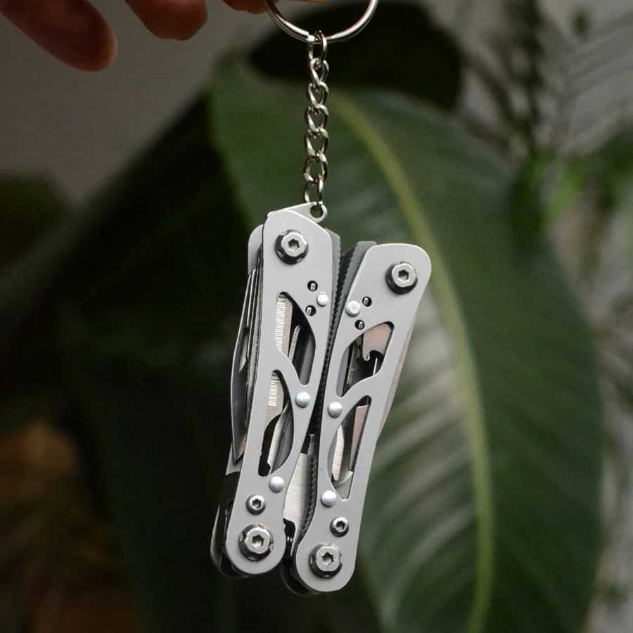 Mini Multifunction Knife Pliers Stainless Steel Pliers Mini Multitool Folding Hand Tools EDC Camping Outdoor Tactical Knife J251121