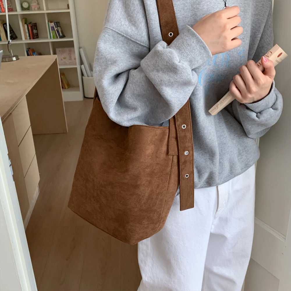 Leopard Print Large Capacity New Autumn and Winter Versatile Frosted Retro Single Shoulder Crossbody Bag Commuting Tote BagT251007