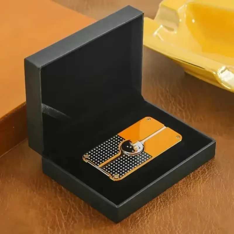 New Cigar Lighter Metal Windproof Triple Flame Jet Butane Lighter with Cigar Knife Cigar Accessories Mens Gift Y251008