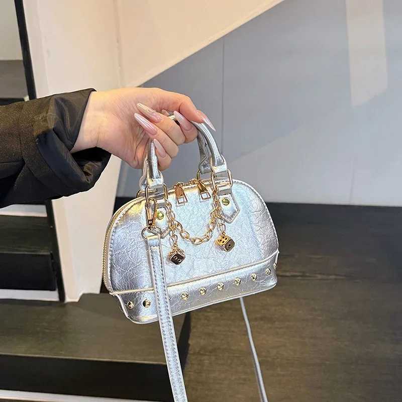 Designer Luxury Quilted Diamd Pattern Shoder Bag Inspired By Paris Fi Week With ChainLink Strap Veet Lining1 Y251120