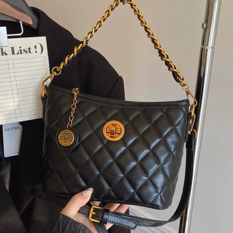 Designer New 2025 Wens Spring 1 Bag Fi Forward Niche Diamd Embellished Shoder Bag Spacious Stylish Y251120