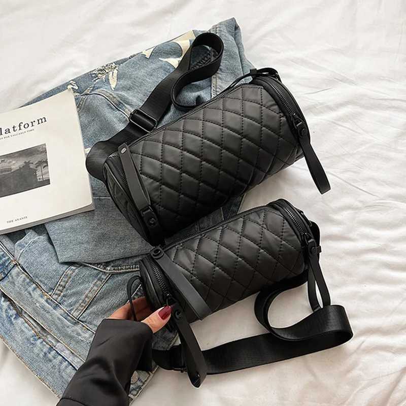 Womens Fashion Minimalist LargeCapacity DiamondQuilted Cylinder Bag LuxuriousLooking Personalised Shoulder Crossbody BagT251007