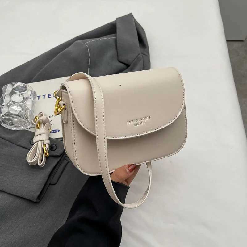 Designer Popar Wen Shoder Bags New Style Crossbody Bag for Ladies College Shopper Phe Purse Simple Color Pouch Y251120