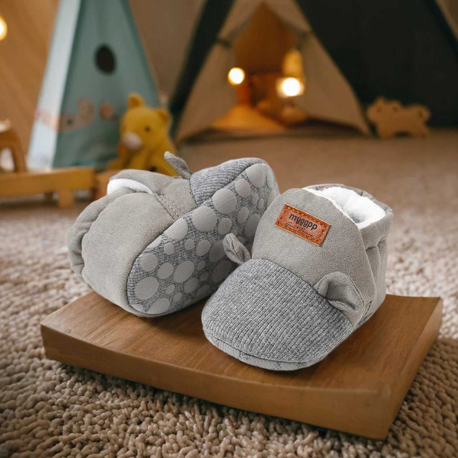 Warm Infant Toddler Crib Snow Boots Soft Comfortable Infant Girls Boys AntiSlip Slipper Newborn Baby Shoes C251008