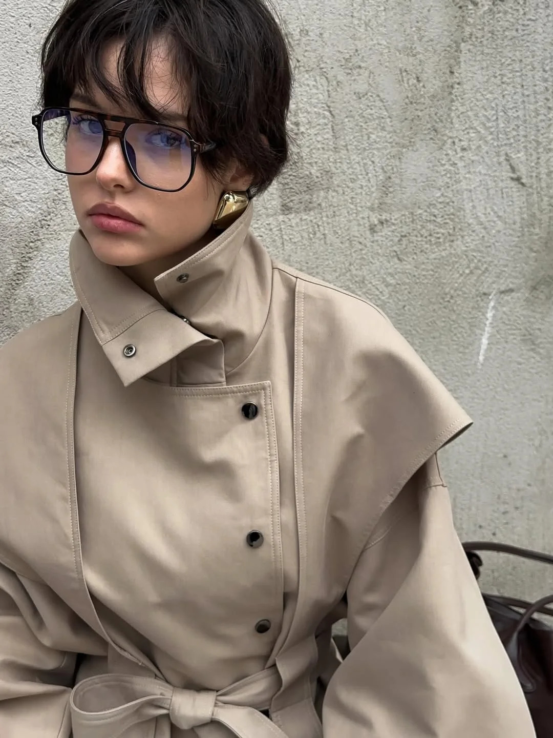 Women Casual Waist Cinching Windbreaker Solid Buttons High Neck Long Sleeve Singlebreasted Coats 2025 Lady Outwear 250930