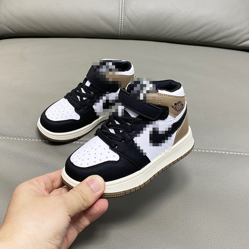 Autumn and winter new soft soled sports shoes for boys, basketball shoes for girls, casual high top sports shoes, designer shoes