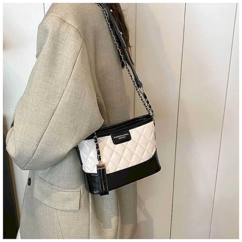 Designer Luxury Crossbody Bags for Wen Korean Style Versatile Lingge Handbags Ahetic Lady Fiable PU Chain Design Bags Y251120