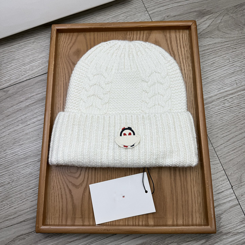Designer beanie women Bonnet hat Men beanie luxury Skull Cap Knitted Fitted Hats for women Luxury warm Berretto Beenie hat Sale Winter Hat designer fashion beanie