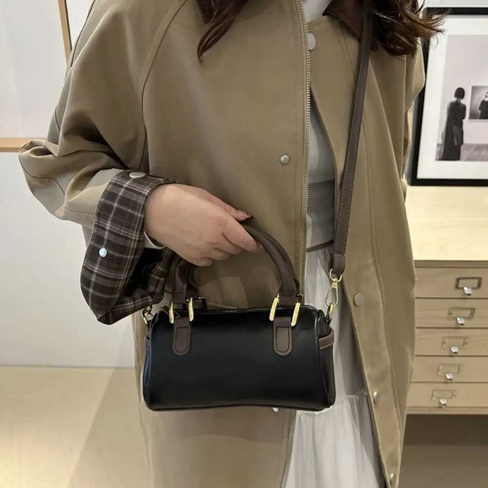 Designer Vintage French Style Bowling Bag Elegant PU Leather Bost Shoder Bag Large Capacity Cute Wen Handbags Work Y251120