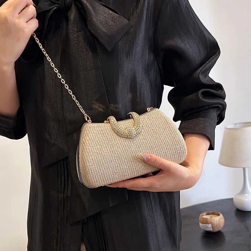 Fashion Celebrity Dinner Bag Sparkling Small Bag Womens 2024 New Style Versatile Chain Bag Single Shoulder Diagonal Straddle BaT251007