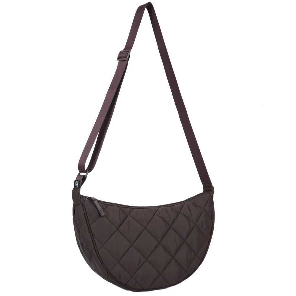 Casual Solid Color Plaid Crossbody Bag Quilted Adjustable Strap Half Moon Bag Padded Allmatch Nylon Shoulder Bag MaleT251007