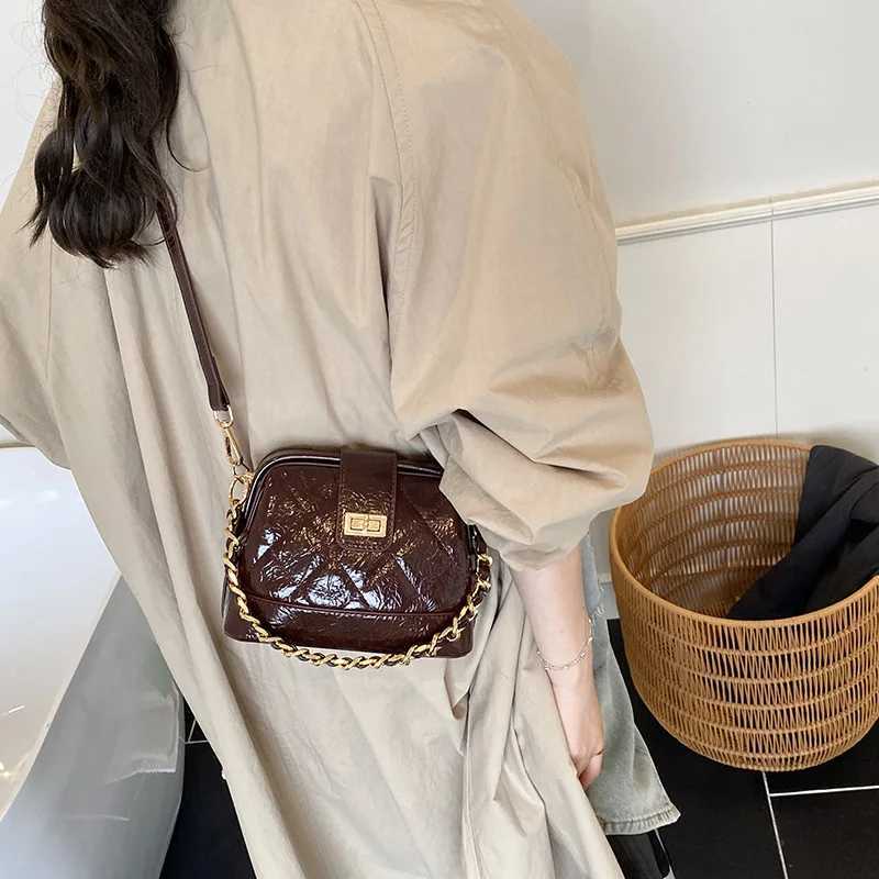 Designer 2025 Spring and Summer Xiaoxiangfeng Chain Bag Fem Rhbus Crossbody Shoder Bag Premium Cmuter Bag Light Luxury Niche Y251120