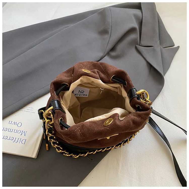 Designer Popar Classic Leather Shoder Bag Handbag for Ladies By Famous Designer Spacious Interior1 Y251120