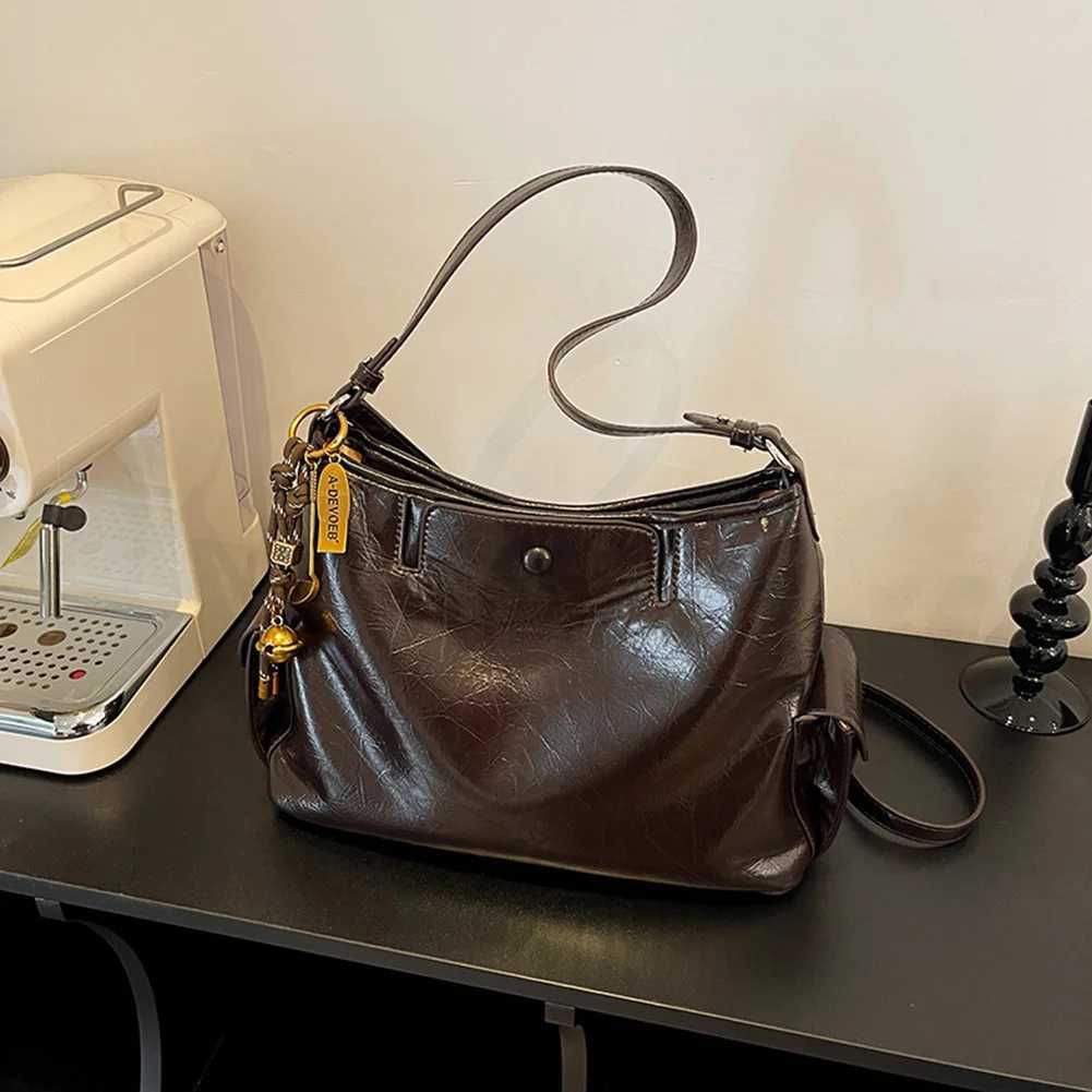 Women Vintage Shoulder Bag PU Leather Retro Crossbody Bag Versatile Sling Bag Travel Shopping Work Date BagT251007