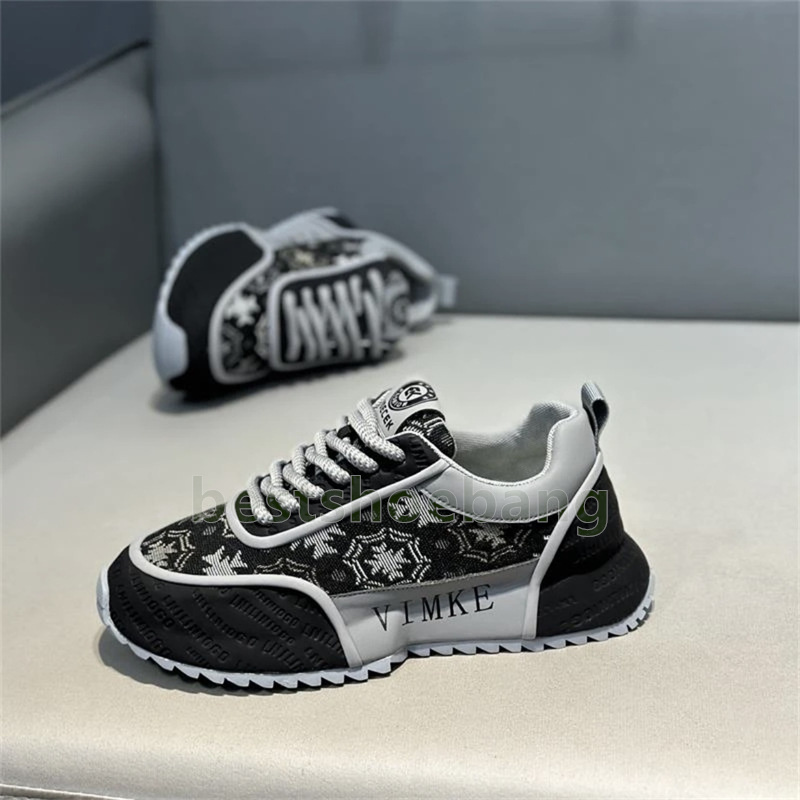 Designer Shoes Vintage Platform Sneakers Womens Mens Shoes Fashion Versatile Comfortable Breathable Shock-absorbing Thick-soled Mens Trainers Size 39-