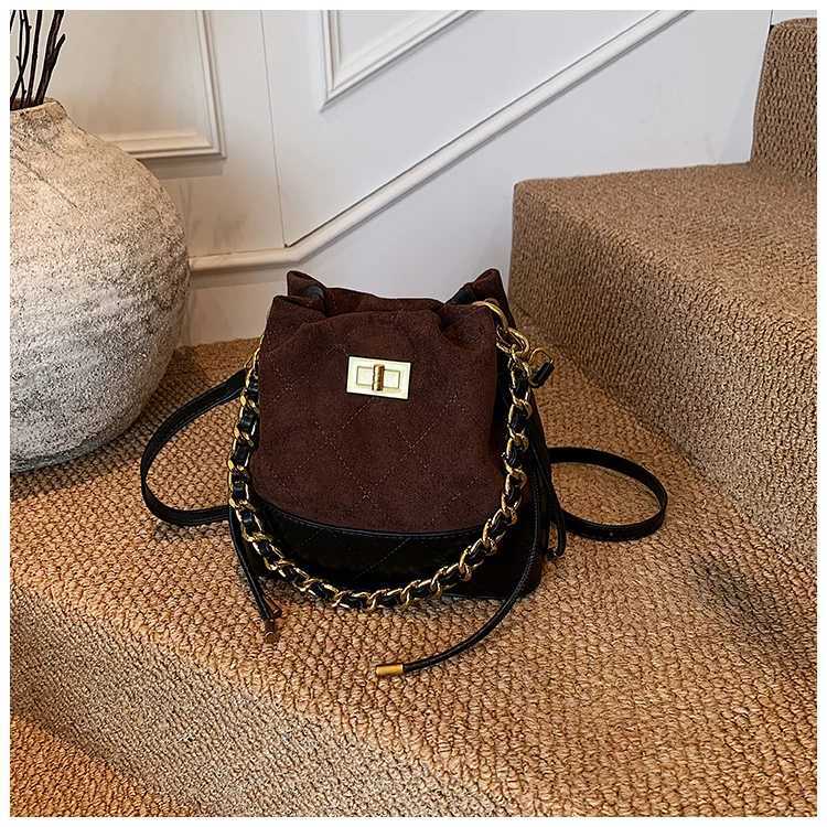 Designer Popar Classic Leather Shoder Bag Handbag for Ladies By Famous Designer Spacious Interior1 Y251120