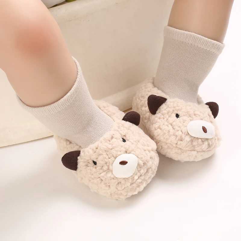Winter New Cute cartoon Baby Booties Boy Girl Boots Cotton SoftSole NonSlip Warm Toddler First Walkers Infant Crib Shoes C251008