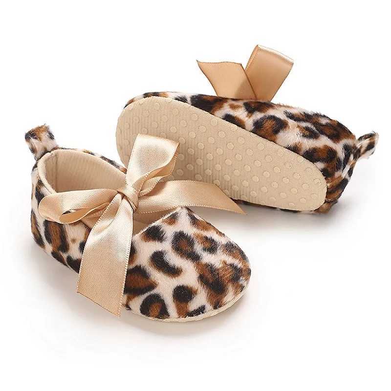 01Year Tie ones shoes Fashion Bow Canvas shoes Infant Girl Shoes Leopard Soft Sole NonSlip Toddler First Walker C251008
