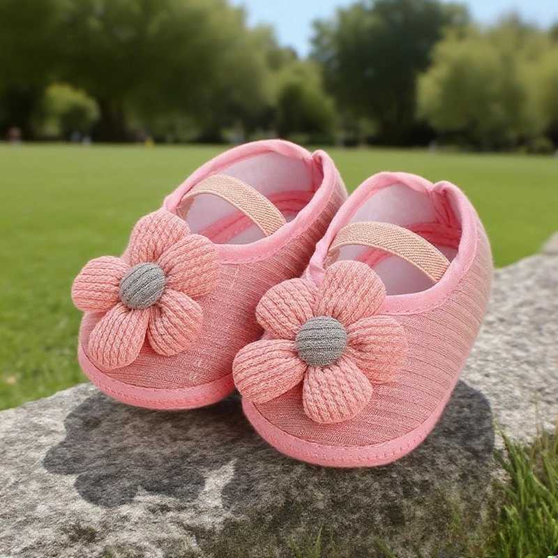 Baby Girls Soft Sole Breathable Autumn Sandals with Sunflower Bow Design for Learning to Walk Princess Style Infant Shoes C251008
