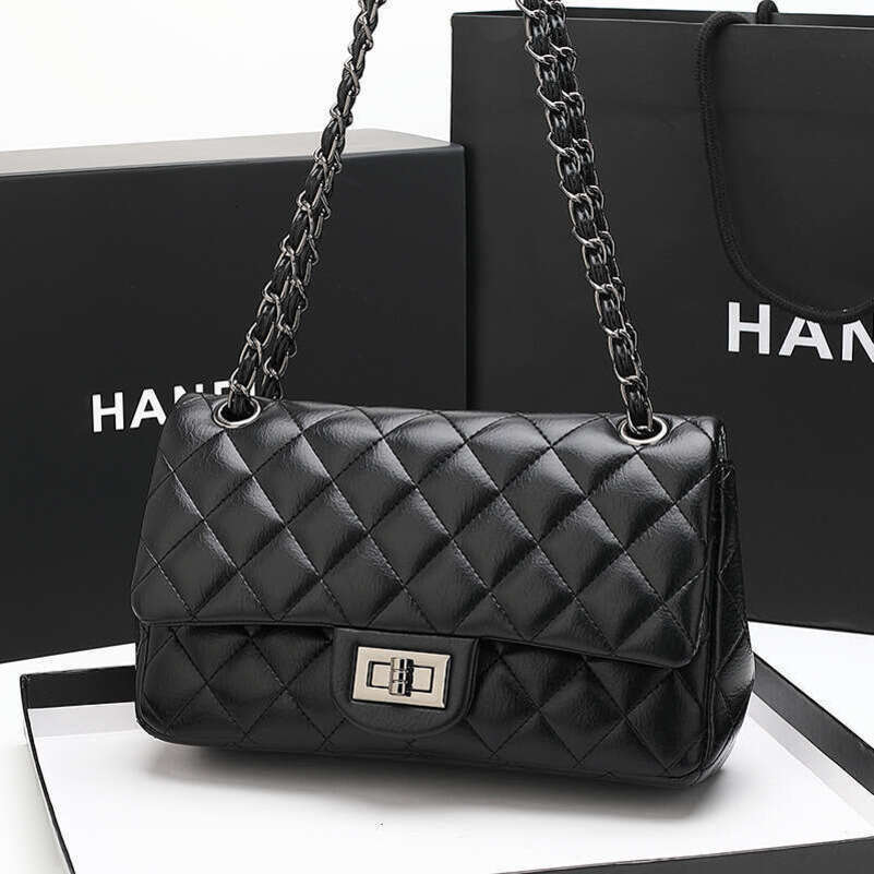 designer bag Luxury bag Xiaoxiangfeng Quilted Chain 2025 New Women's Socialite Lady Single Shoulder Crossbody Bag Genuine Leather Double Flap Han