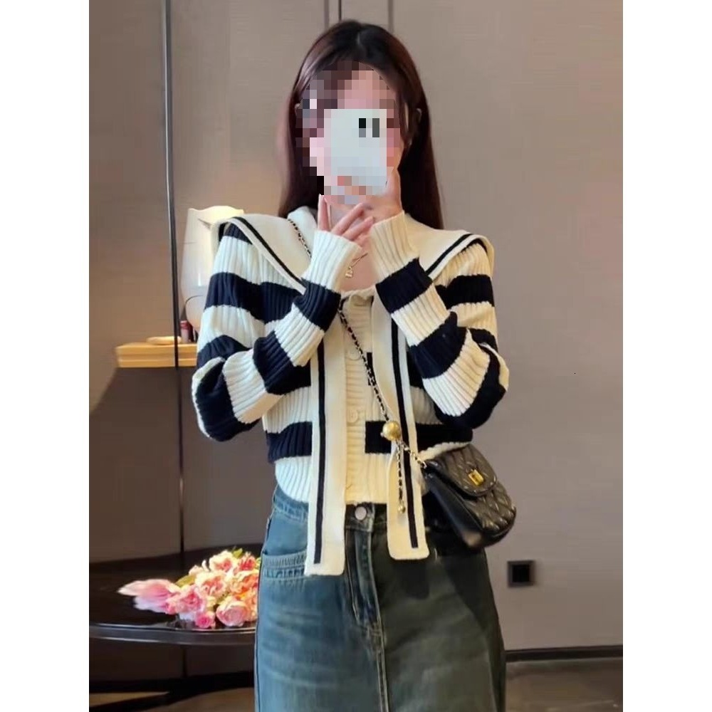 Knitted Sweater for Women Autumn and Winter New Striped Short Sweater Korean Style Loose College Style Youthful and Trendy Top 240824