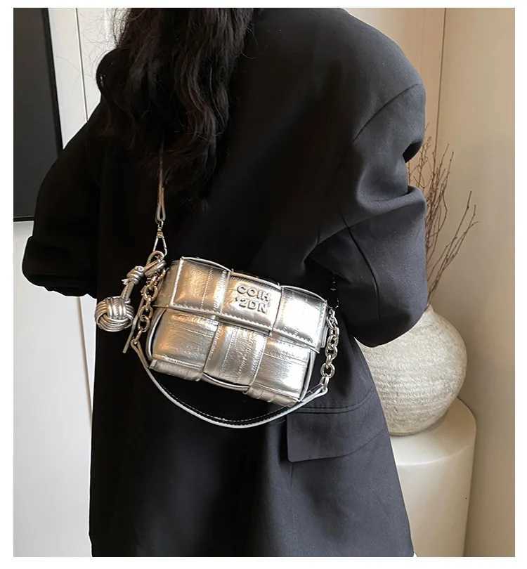 Designer Sliver Square Bag 2025 Fi Versatile Sier Shoder Crossbody Bag Fem Travel Shopping Bags Luxury Mobile Phe Bag Y251120