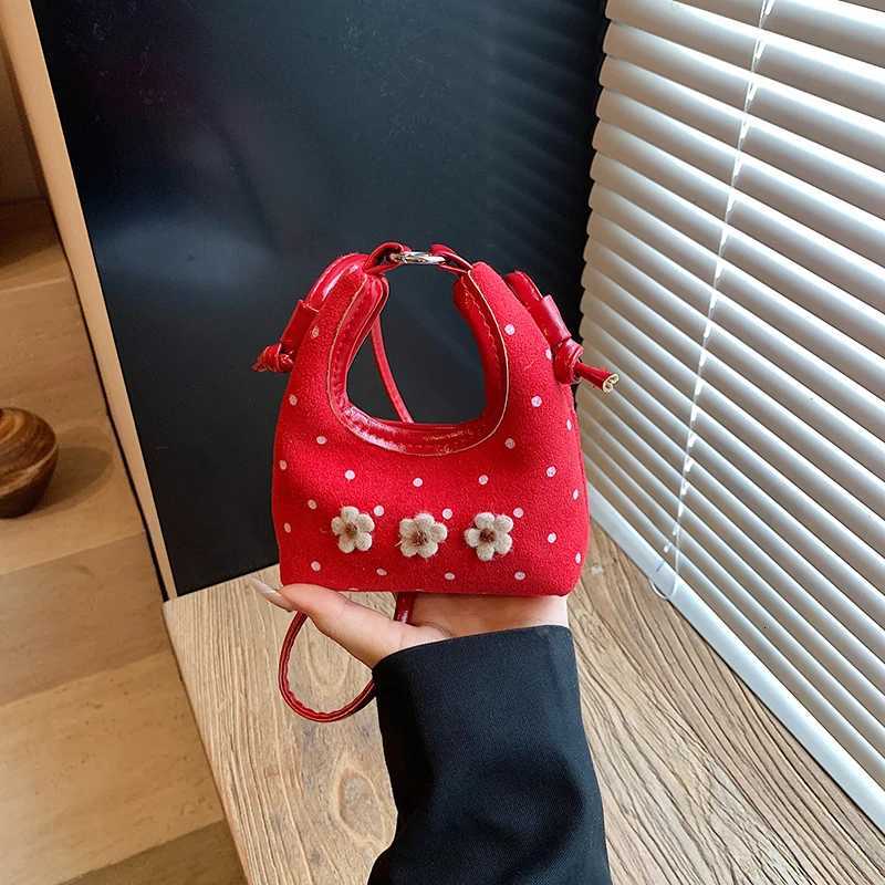 Designer 2025 Fi PU Crossbody Bags High Quality Stylish Design Portable Sewing Thread Flower Decorati Shoder Bags for Wen Y251120