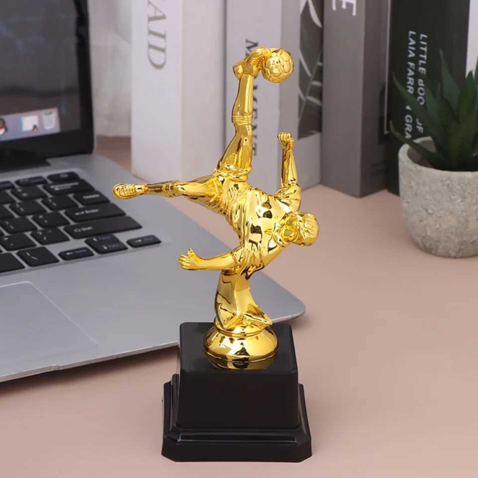 Childrens Gold Trophy Awards Plastic Model Football Winner Award Trophy Toy Cpetition Soccer School Rewarding Supply Y251008