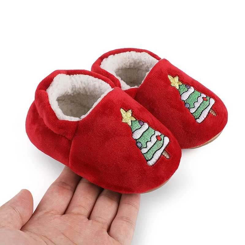 Baby Nonslip Floor Shoes Cute Infant Baby Warm Slipper With Soft Sole Infant Toddler Christmas Tree Printed Walking Shoes 018M C251008