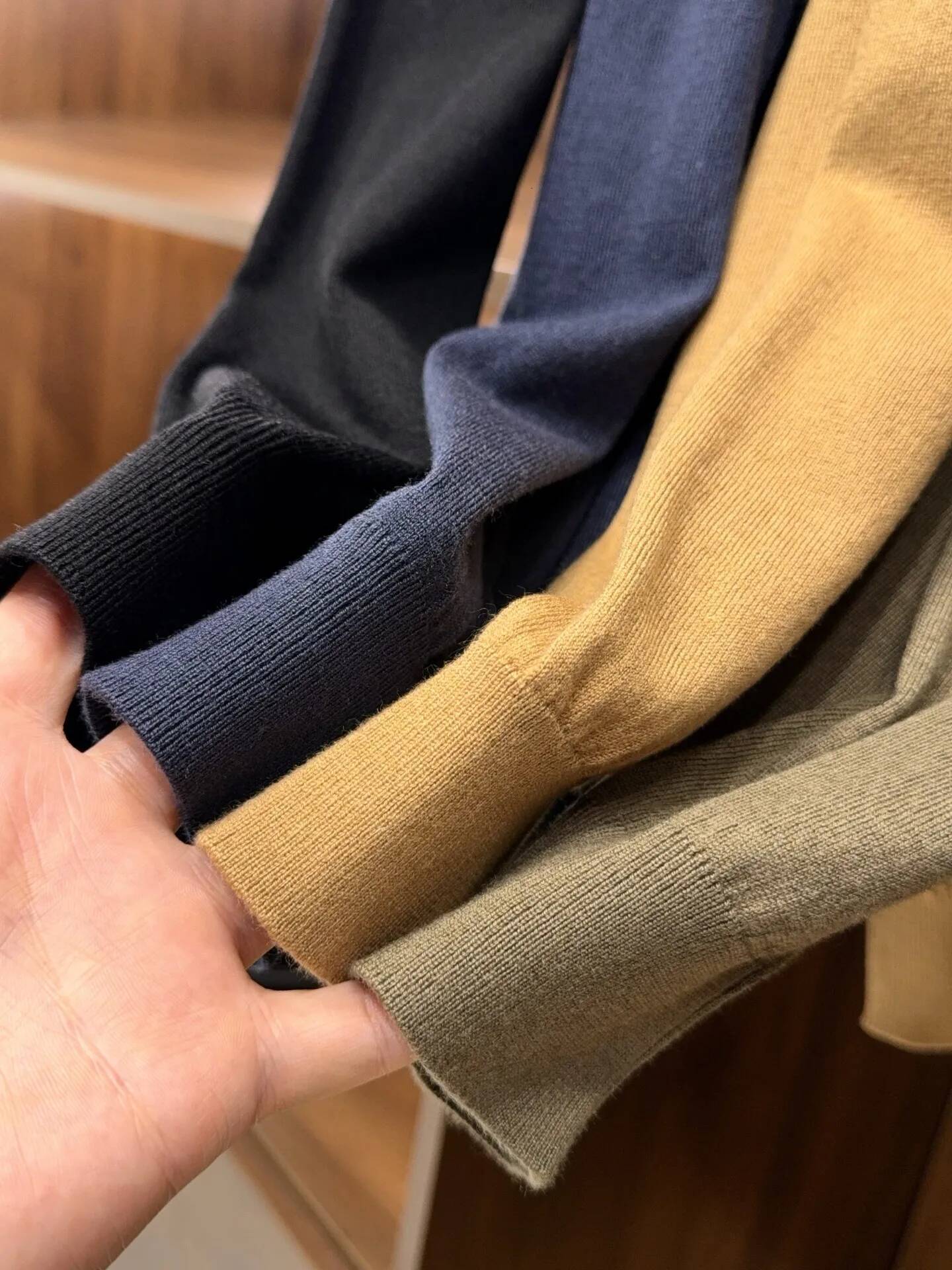 LP Italian Cashmere Mulberry Silk Haiou Neck Knitted Polo Shirt