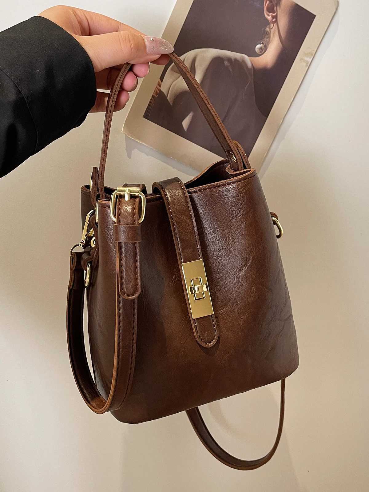 small bag wen 2024 new autumnwinter messenger bag fi HOT portable 1 bag D251009