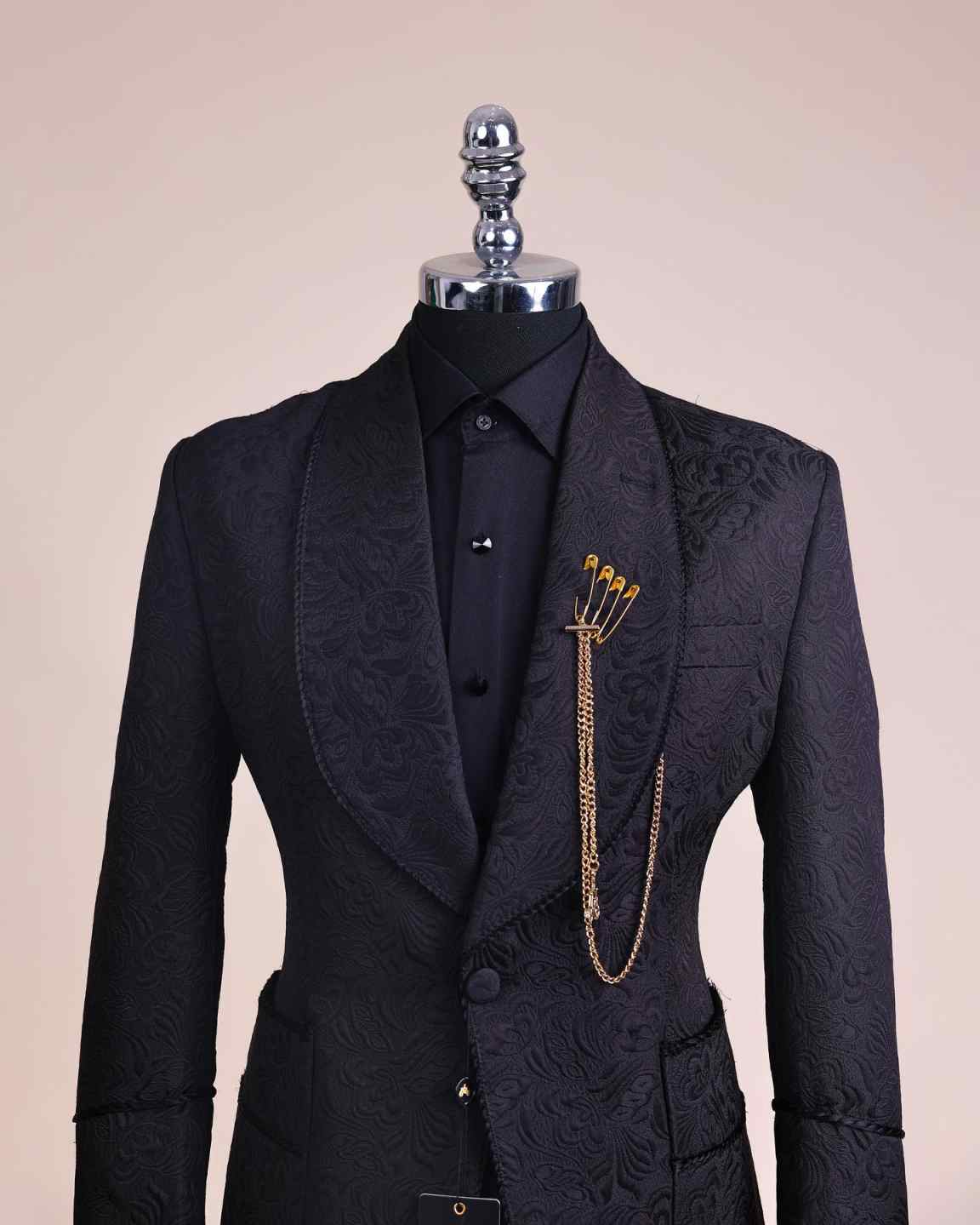 Handsome Jacquard Wedding Tuxedos Shawl Lapel 1 Pcs Men Suit Classic Fit Single Breasted Grooms Evening Blazers Customized