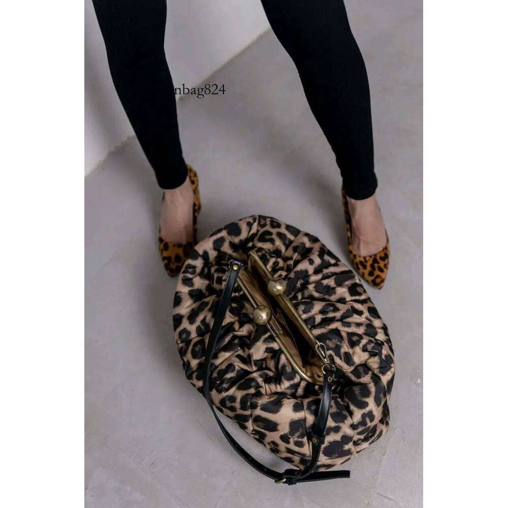 LOST IN VINTAGE Leopard Print Animals Fabric Soft Smooth Owl Bag Balls Bronze Kiss-lock Purse Clutch Large 43x40x13cm