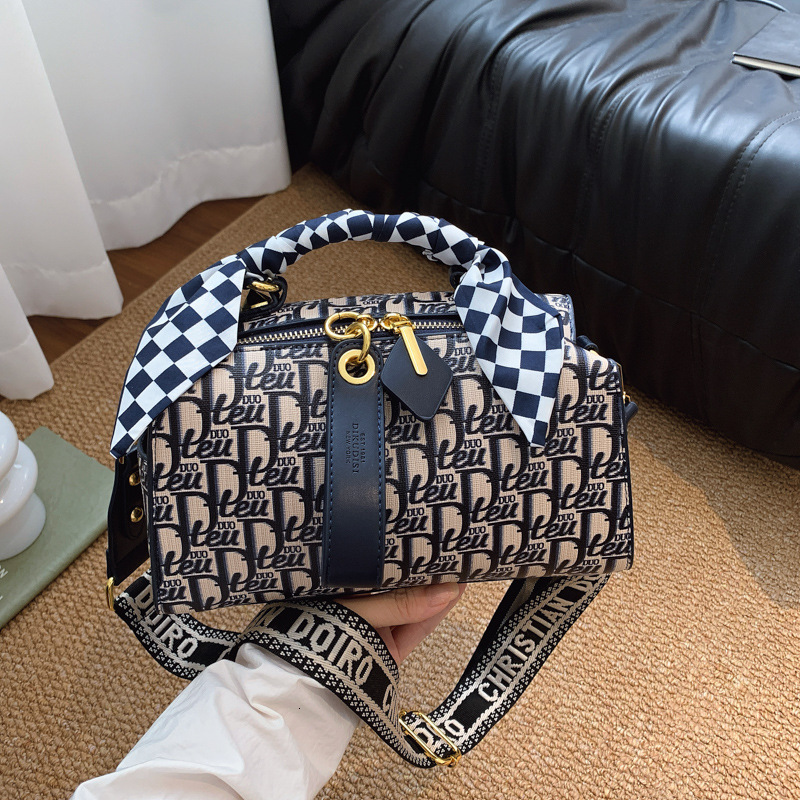 designer bag High-End for Women New Boston Pillow Single Shoulder Crossbody Bag