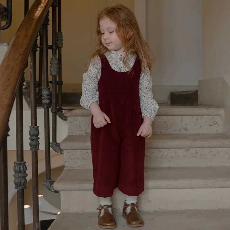 Girls Cotton Retro Corduroy Jumpsuit 2025 Autumn And Winter New Childrens Warm OnePiece Wide Leg Pants Baby Casual Overalls C251009