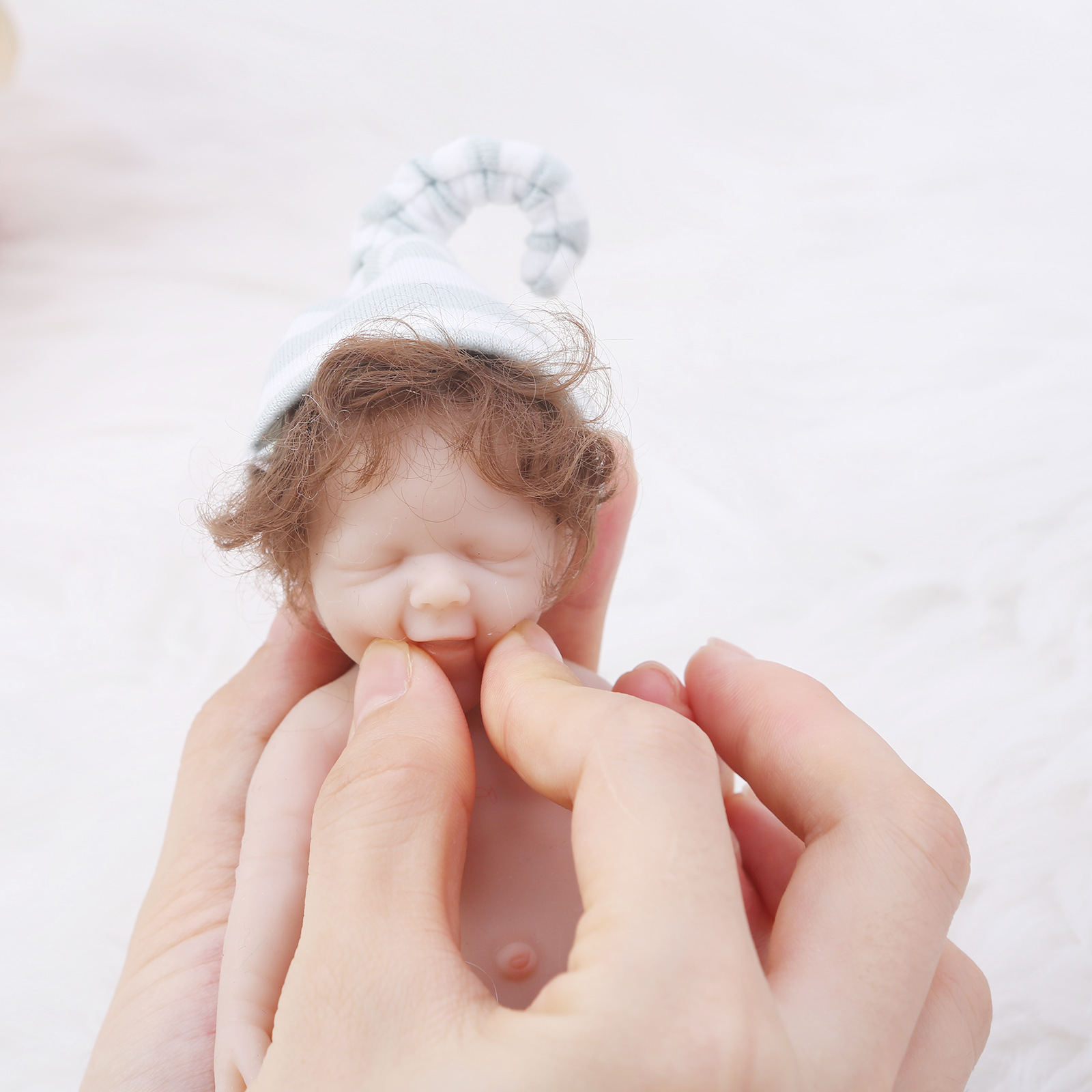 6-inch full-body silicone realistic rebirth doll, soft and stretchable baby doll, children's festival toy, gift Z250818