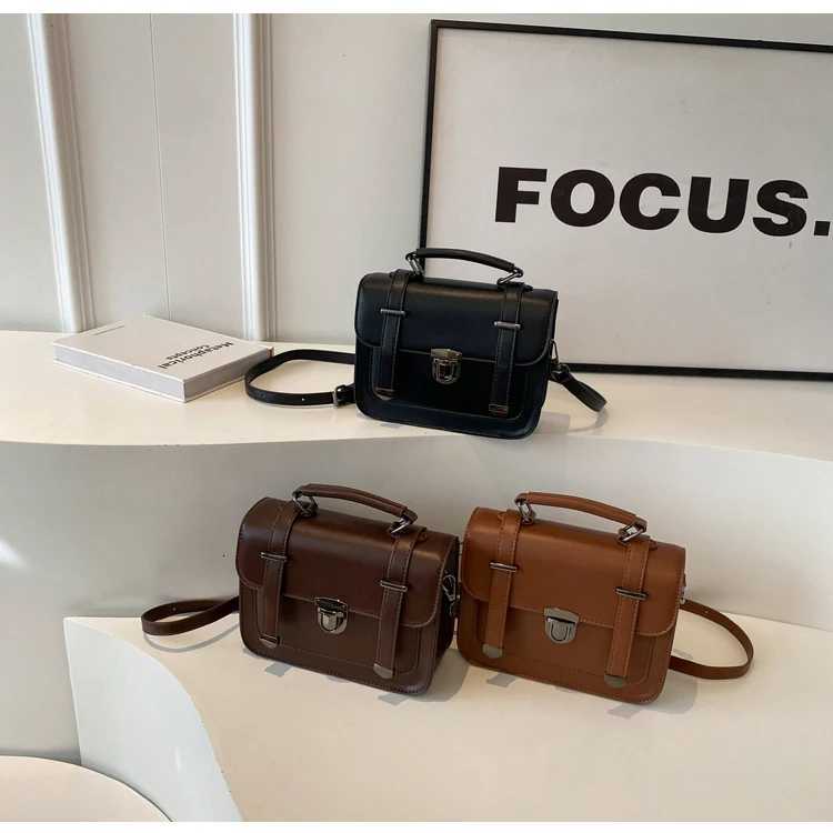Brown Style Small Square Bag Solid Color PU Leather Wens Single Shoder Bags HighGrade Sense Lady Handbags D251009