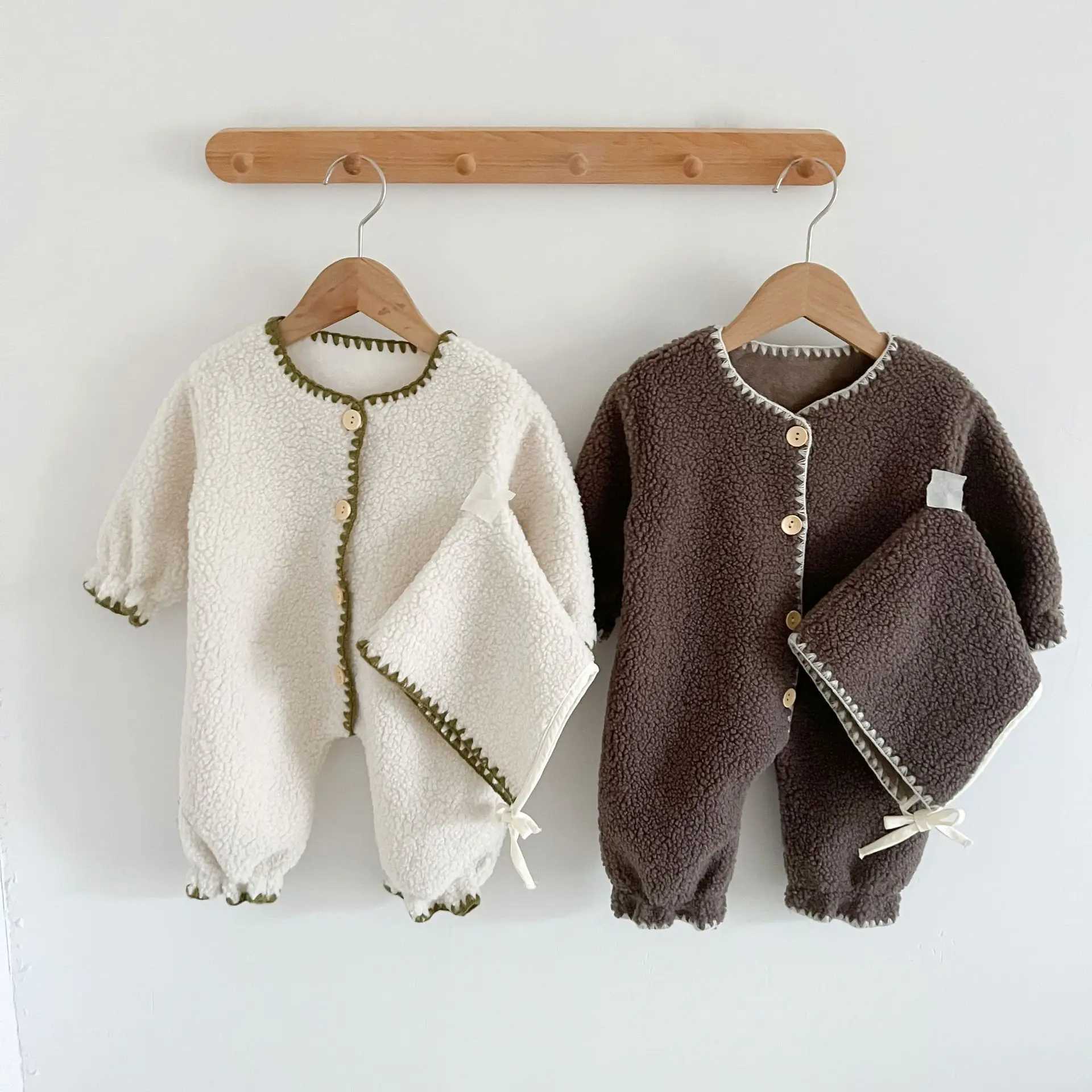 2025 Winter New in Infant Kids Thicken Plush Warm Outfits toddler Baby Overlock Jumpsuits Newborn Romper Gift Hat 03Y C251009