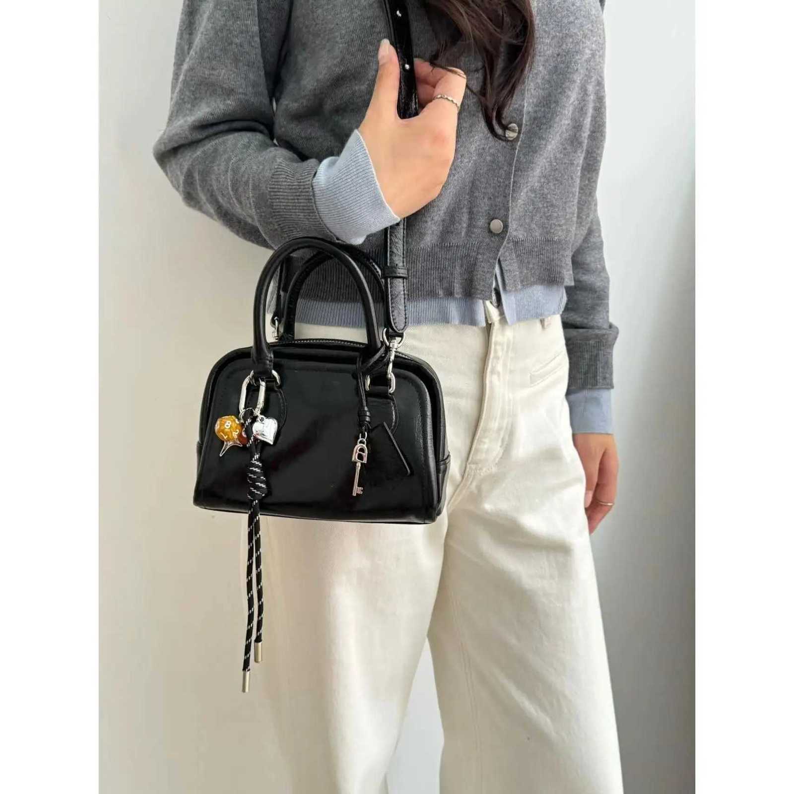 Fall Winter Bowling Bag Large Capaci Cmuter Dual oder Crossbody Bag Sli Versatile New 2025 Fai Bag D251009