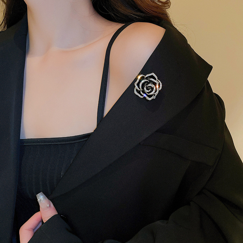 Camellia Zircon Oil Drop Adjustable Necklace Niche Sweet Cool Style Long Tassel Sweater Chain Fashion Light Luxury Jewelry - view 4
